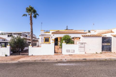Villa i La Marina, Alicante, La Marina - € 179.950 | Ref: W6110VA - foto 37